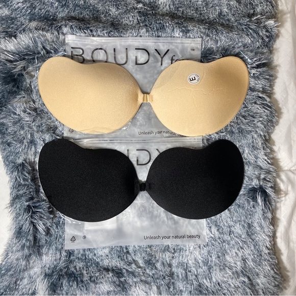 BOUDYfeu Other - Women's Intimates Bra Set - Black and Beige